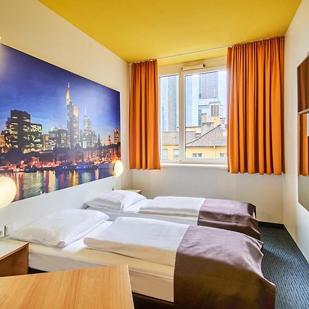 B&B Hotel Frankfurt-Hbf Франкфурт на Майн Екстериор снимка