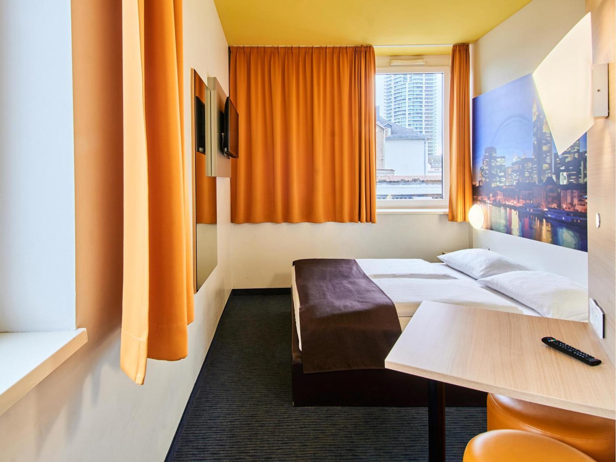 B&B Hotel Frankfurt-Hbf Франкфурт на Майн Екстериор снимка